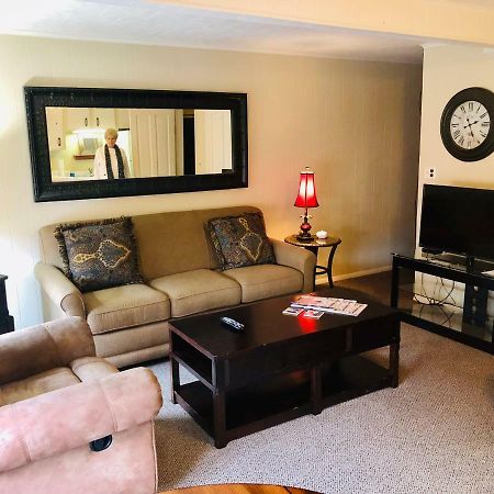 Galena Penthouse Overlooking Main Street With Free Off Street Parking Esterno foto