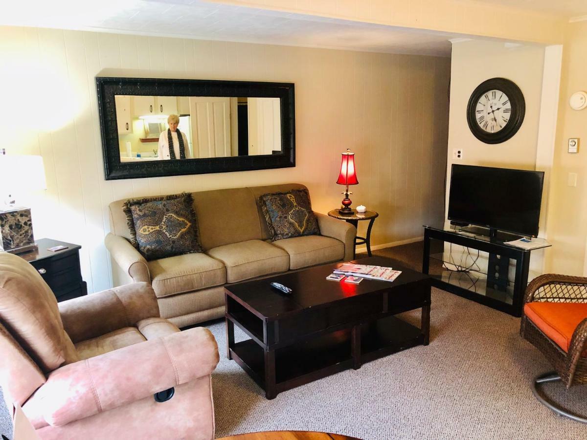 Galena Penthouse Overlooking Main Street With Free Off Street Parking Esterno foto